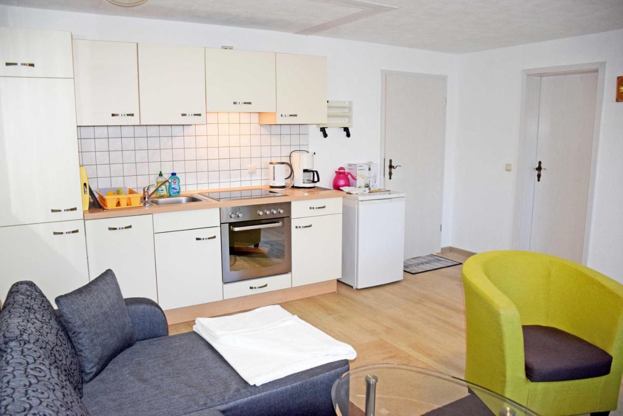 Ferienwohnung Marie an der Granitz Schmacht Zimmer foto